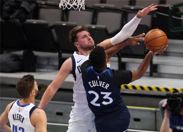 球队核心外 球队核心外