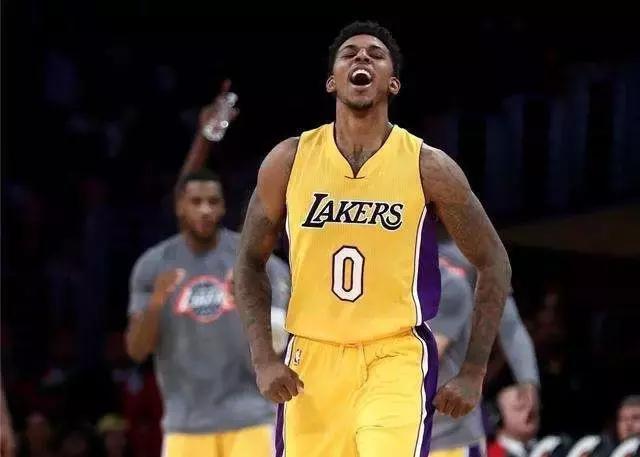 关键词自然 关键词自然